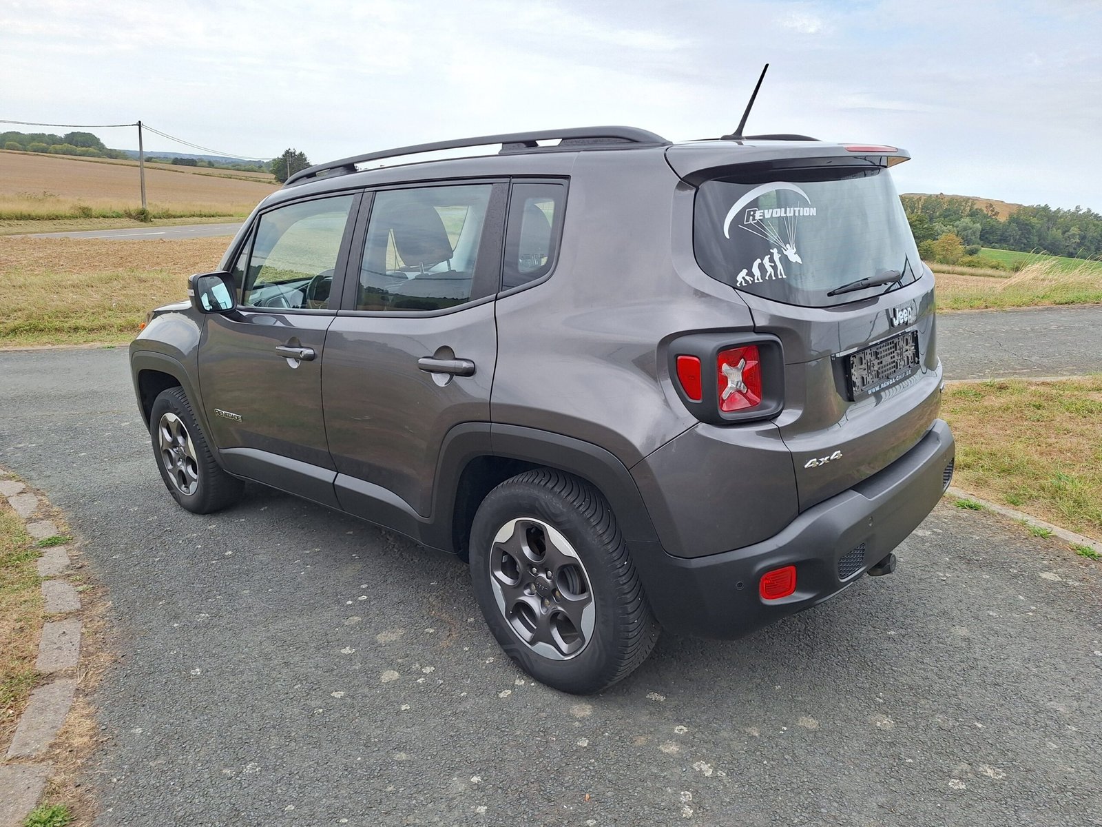 20250826_143902_resized